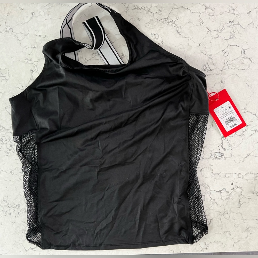 NWT HUNTER for target Racer Top with built in support!